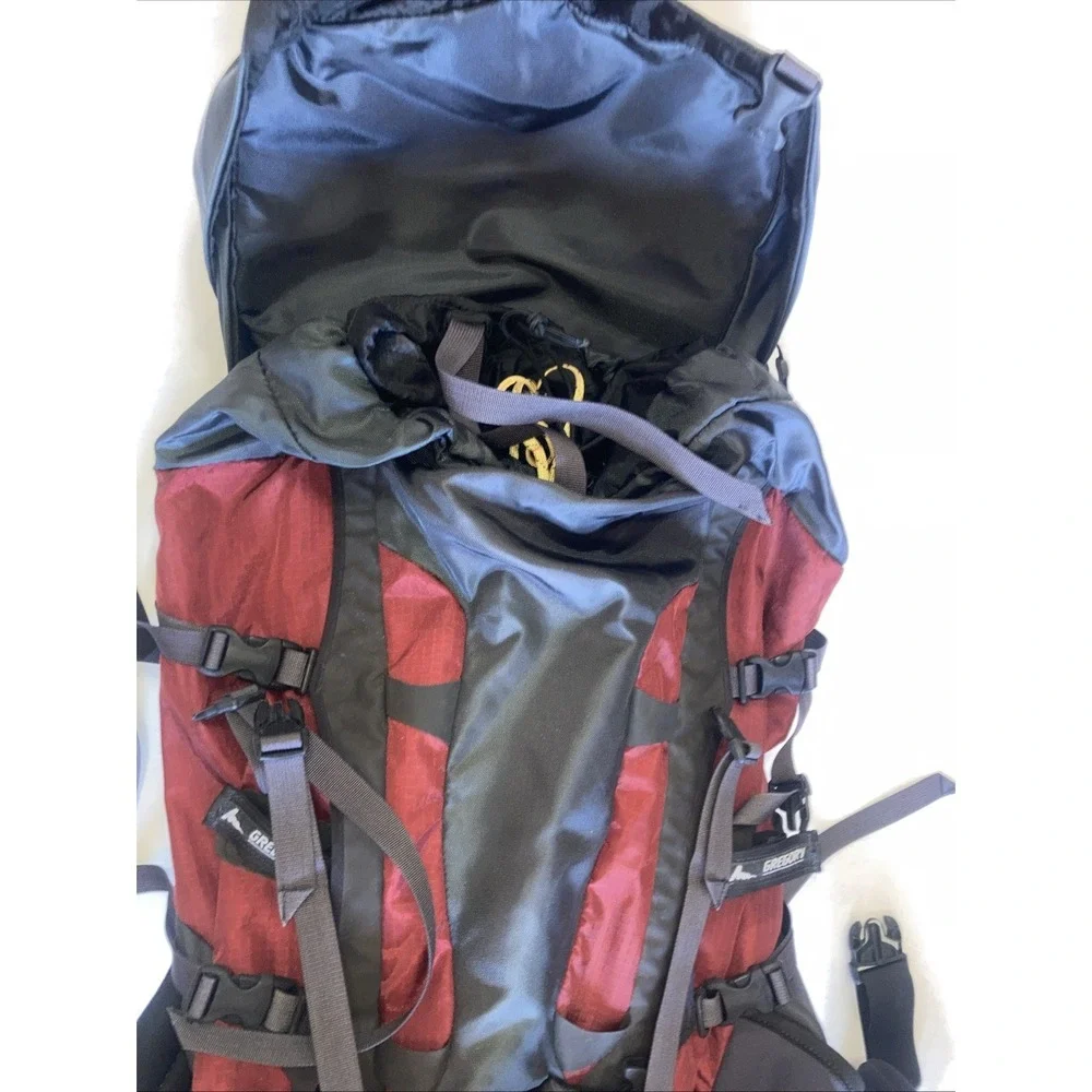 Gregory Backpacking 60, Hiking, Camping Backpack, Size M. No Model Name‎